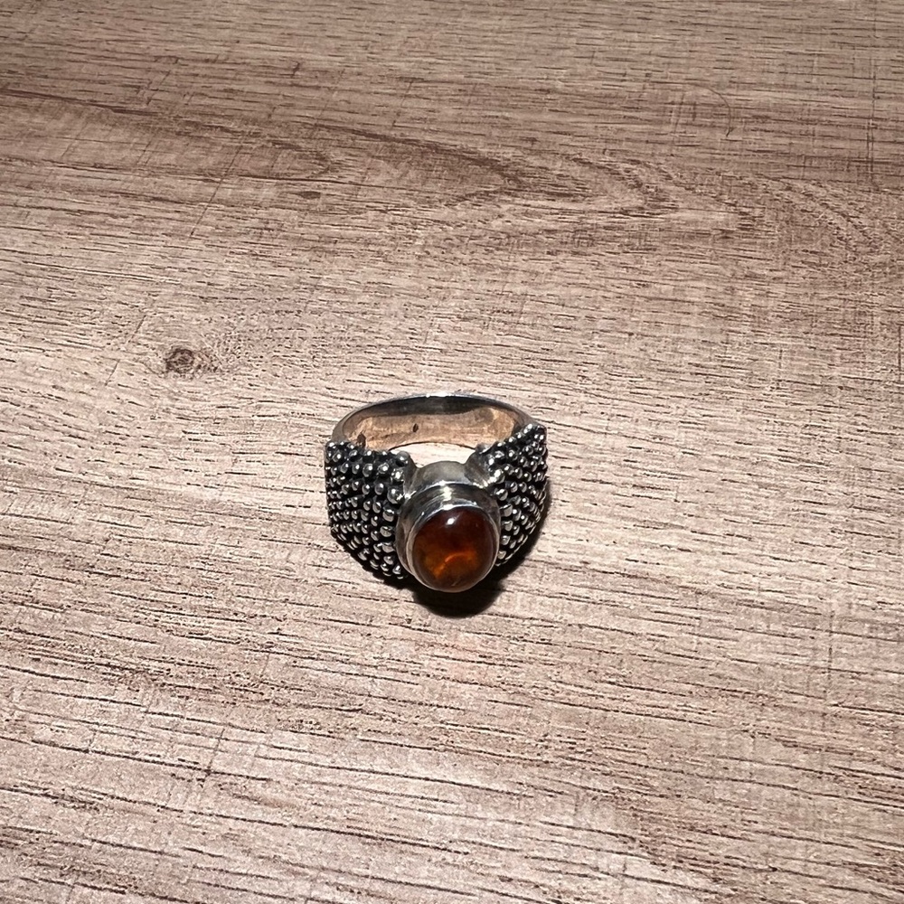 Amber ring - Picture 3 of 3
